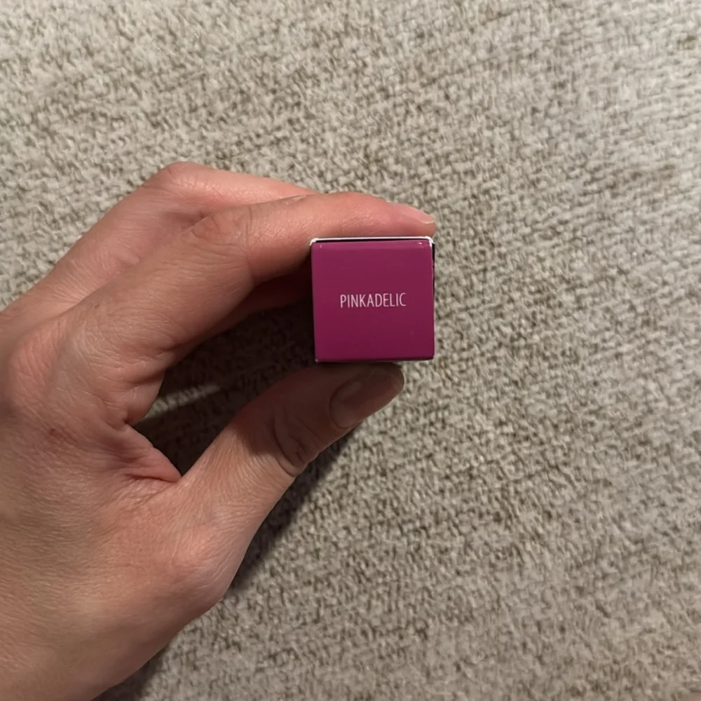 SENNA Cosmetics brand new